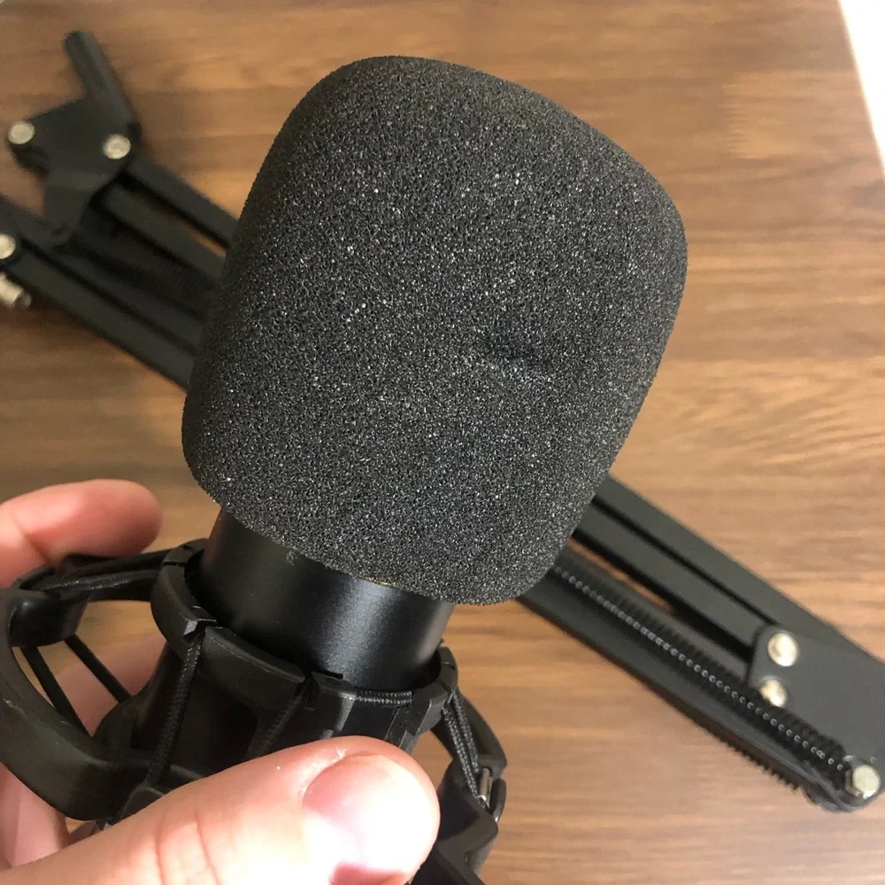 Adjustable Microphone Arm Stand with Microphone Missing the Desk Mount Clamp